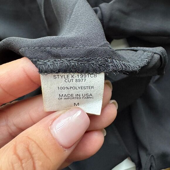 NWT Krisa black tie-front Tuxedo Inspired blouse with tan lapels. Sz. M. Glam - Picture 8 of 8